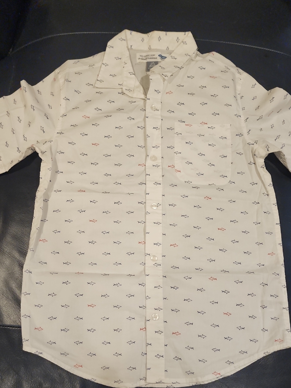 Old Navy Men's White Button-Down Shirt with Navy and Red Fish Print